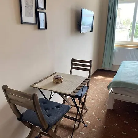 Dobra Noc Przy Wawelu 2 Bedrooms Apartment Krakow